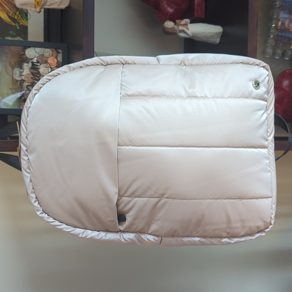 BEARPAW 15" Laptop Puffer Backpack Unisex Style BW-BBP1256  Sand NWT - Picture 7 of 14
